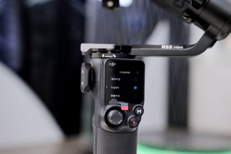 Sản phẩm trang bị màn hình cảm ứng Full- Color giao diện mới